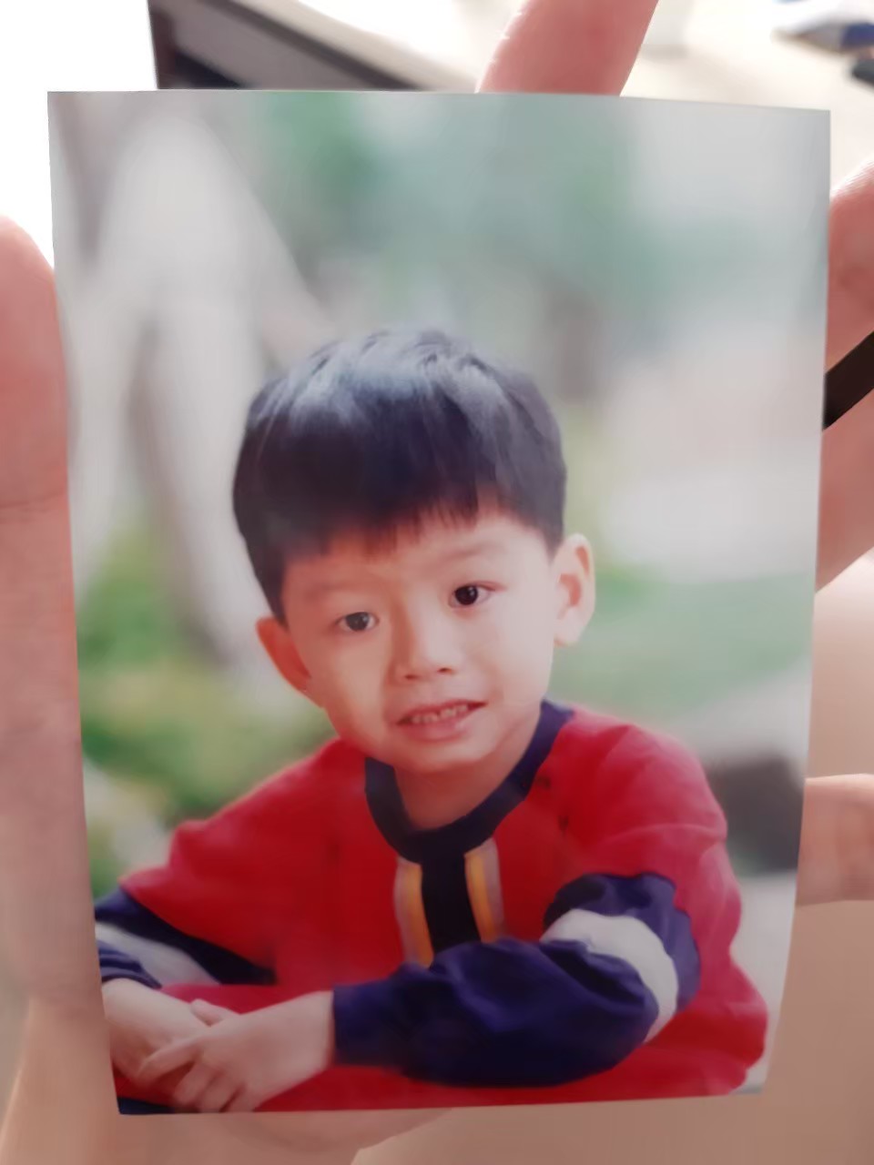 與小均吃早午餐，採買存糧，吃海底撈