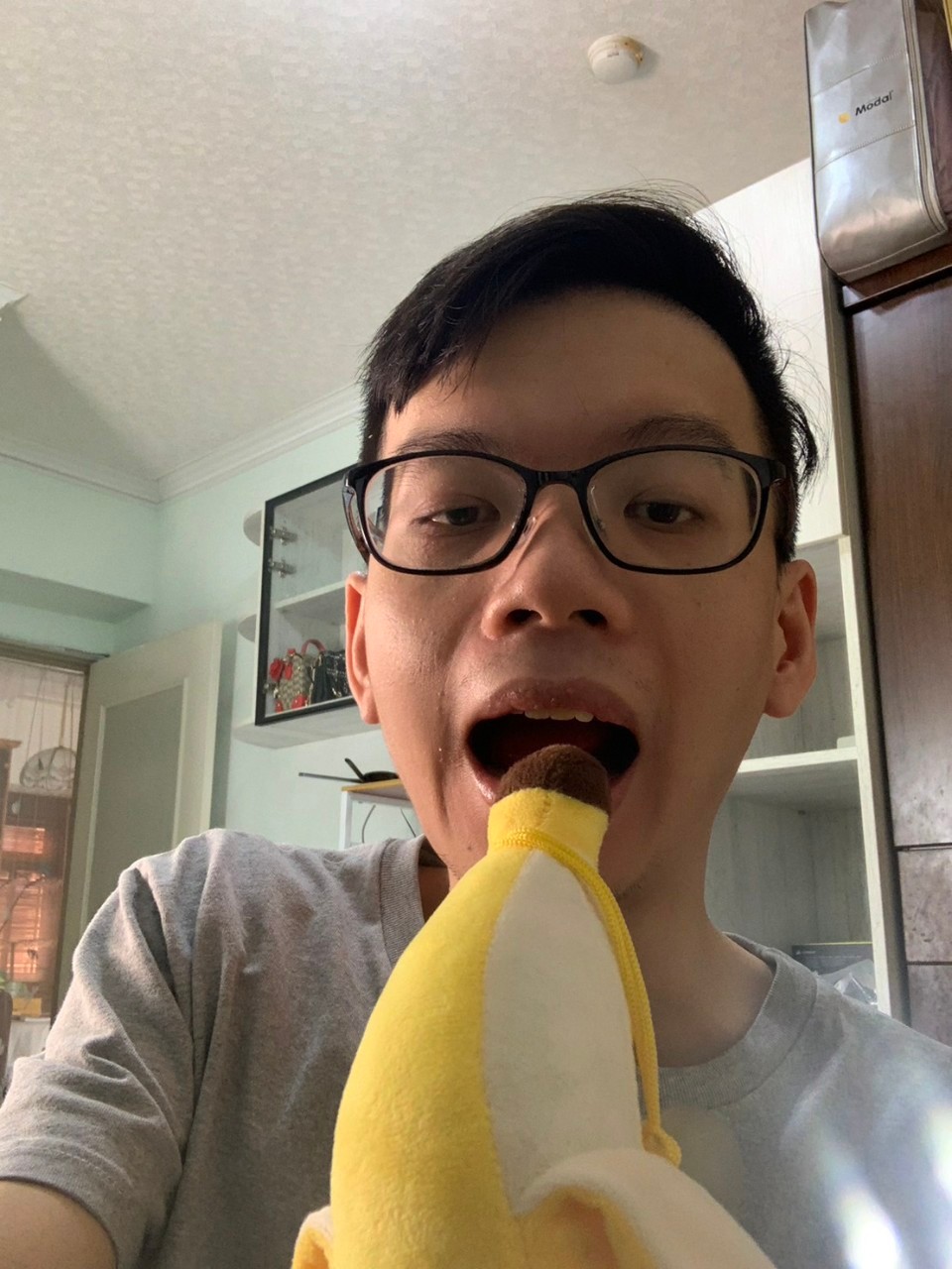 小均接我下班看眼科，陪我逛街領包裹