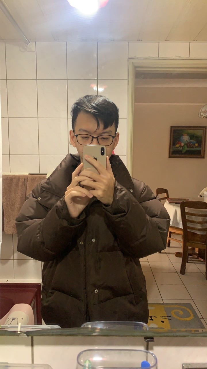 與小均慶祝交往一周年，吃北方麵食館，逛新莊廟街，新月橋送禮物，吃阿嬤古早味，買宵夜