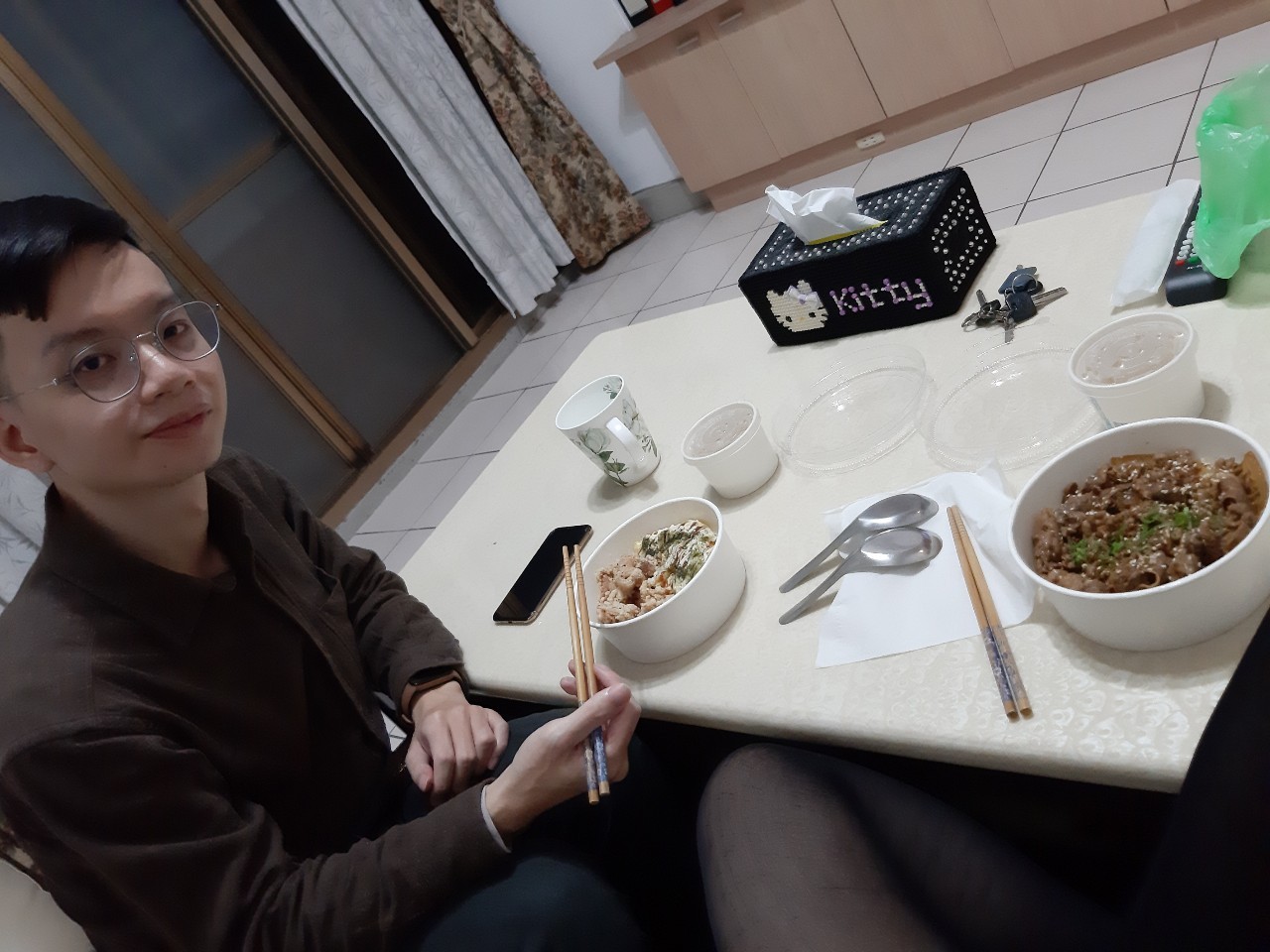 與小均遊戲團板橋吃一幻，西門逛逛，看電影想見你