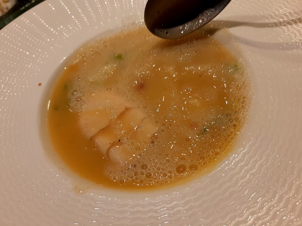 與小均玩單機遊戲，辦舊機車退保，逛很俗的五金行，吃夏慕尼，買玉如阿姨內衣