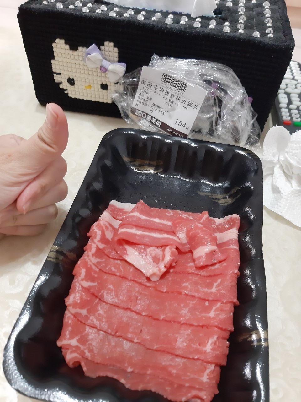 與小均煮火鍋，新莊宜品吃吃，想買什麼不是沒開就是賣光