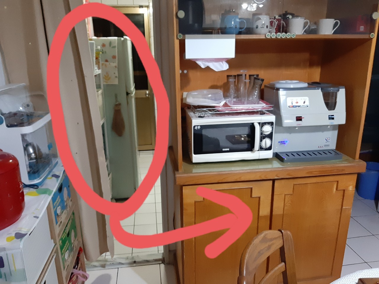 吃雲鼎阿二、再睡五分鐘、鞋全家福、丹丹蔥油餅、佳瑪晃晃、吃油飯、討論裝潢