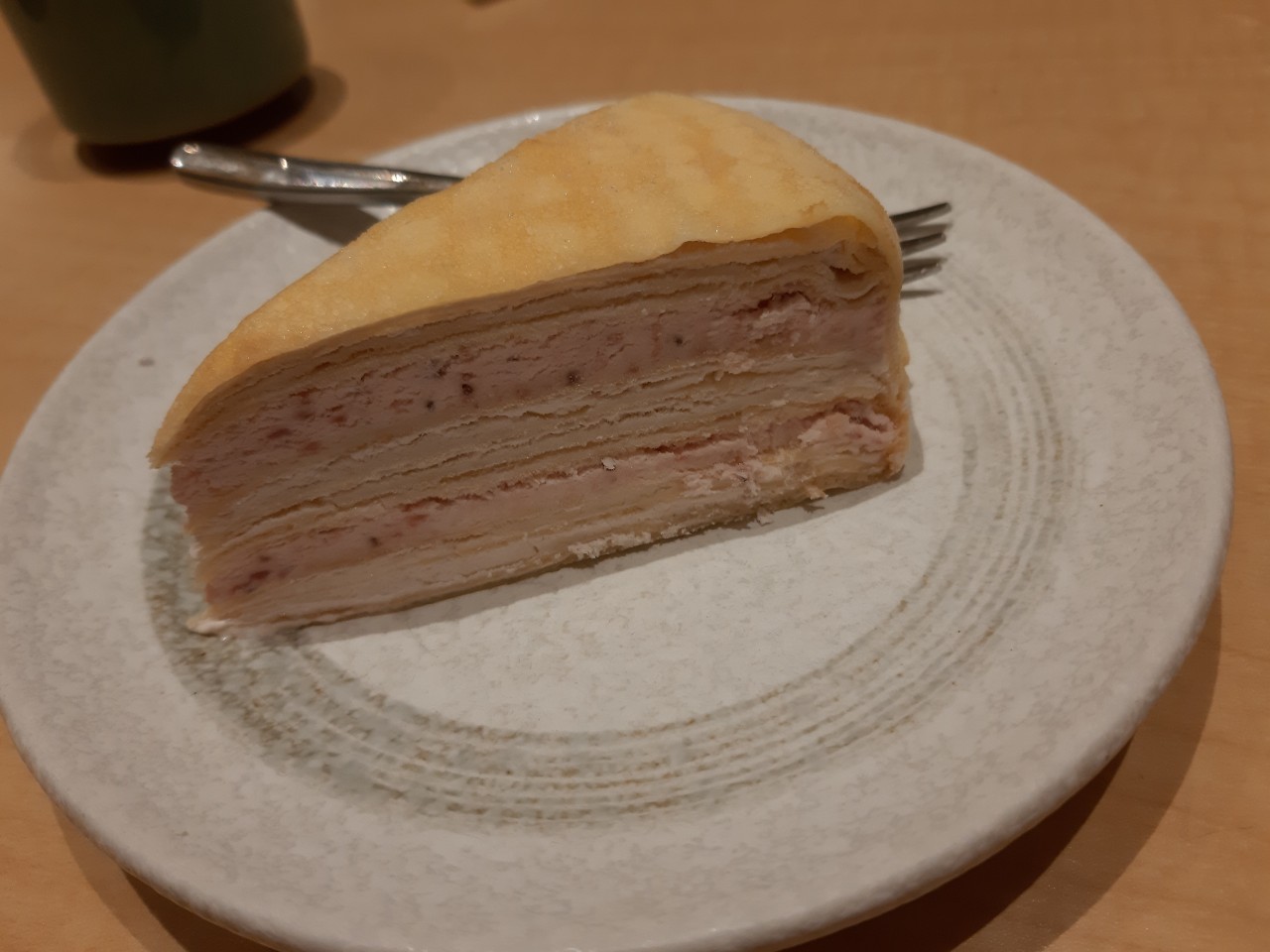 和香蕉與小林去宏匯吃豬排，玩湯姆熊，超市採買，小公主般照顧