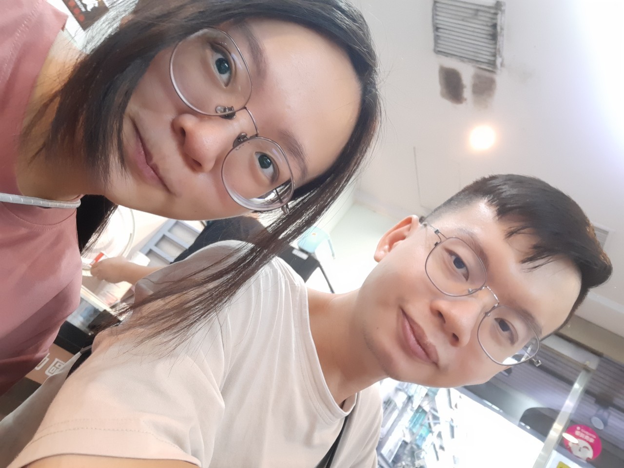 七夕紅包橋，吃大賞，鞋全家福買涼鞋，小均初次買大樂透，小金魚首曬放閃限動