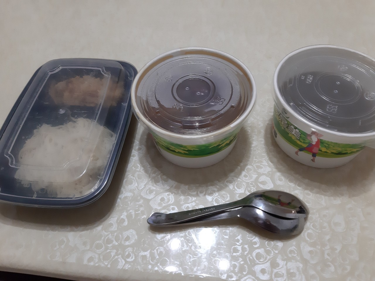 七夕紅包橋，吃大賞，鞋全家福買涼鞋，小均初次買大樂透，小金魚首曬放閃限動