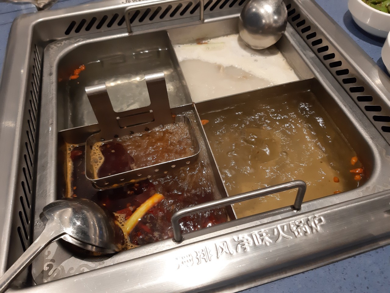 小均貼心開車接送，首嚐宏匯海底撈拿到禮物，逛逛宏匯