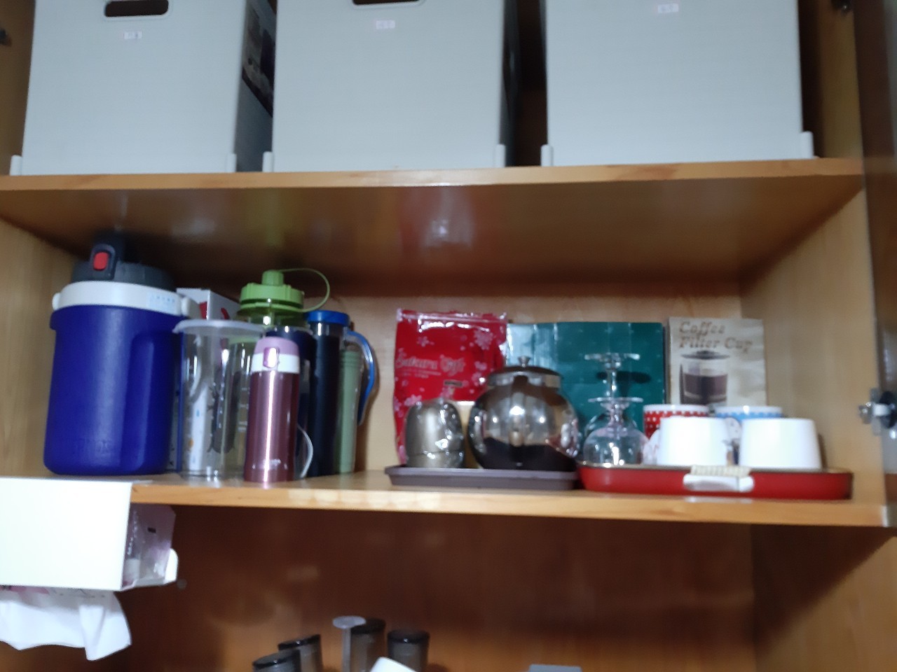 與小均吃牛排，整理廚房，買小廢包，吃讚岐烏龍，換燦坤會員禮