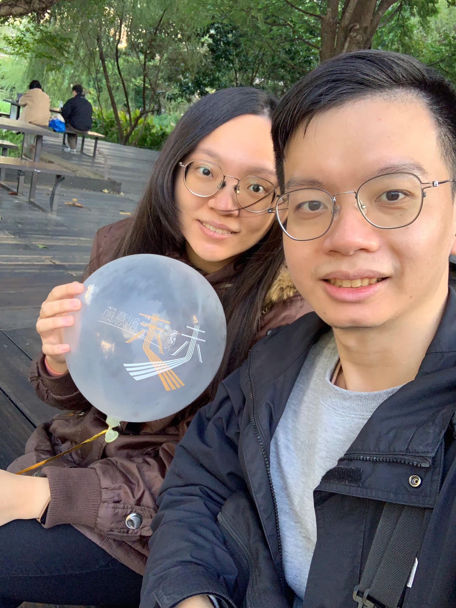 美添早餐，清真牛肉麵，松山文創市集，小南門豆花，臨江街夜市，小金魚炒飯，整理廚房