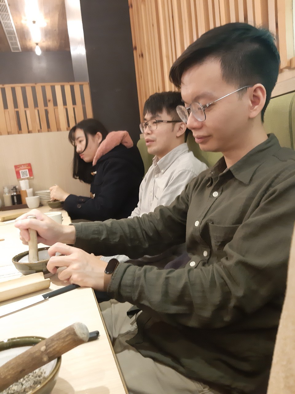 小均開車車接我，吃美添，三商巧福，遊戲團布萊梅玩桌遊，勝博殿吃豬排，雨中浪漫散步