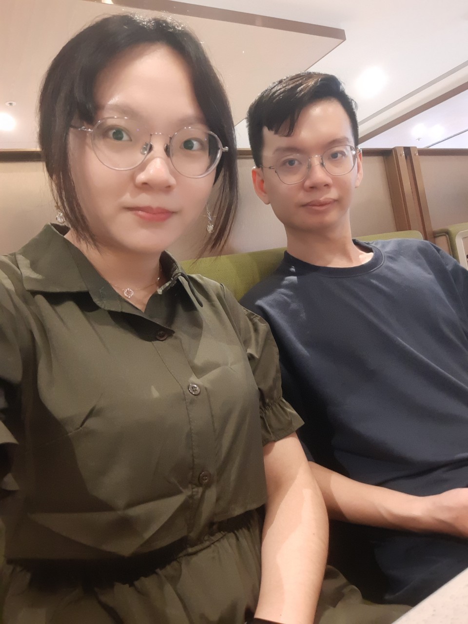 與遊戲團去桃園吃海底撈，油膩夫婦首見面，停車場不營運免錢，胖達家蹭飯聊天