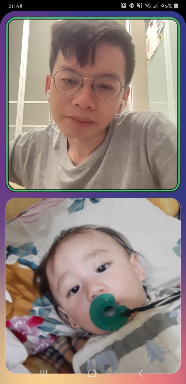 跟小均.小均媽咪吃必勝客披薩，第一次體驗按摩椅好舒服