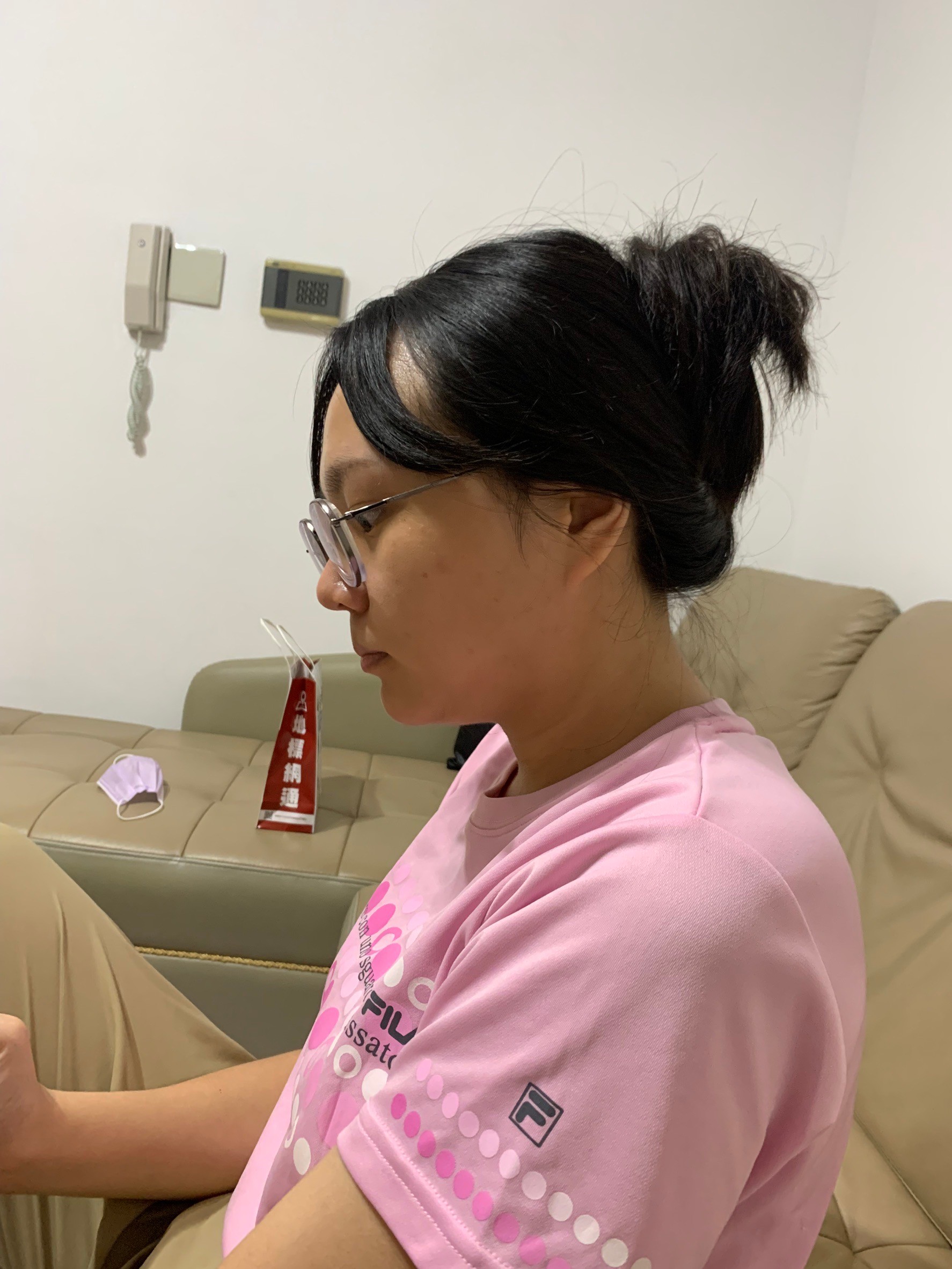 小均買iphone16給人家好開心，耍廢休息吃吃吃