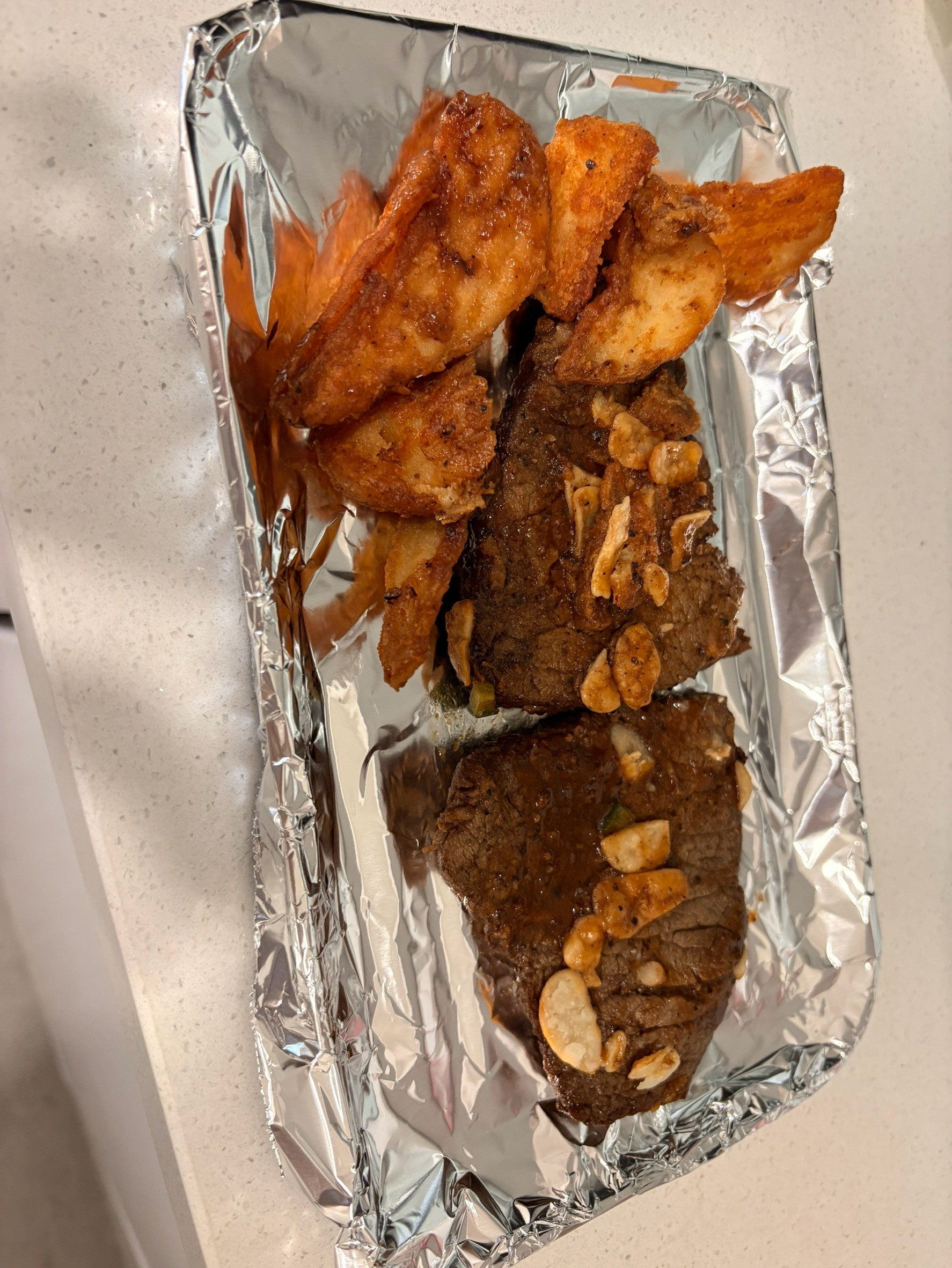 跟小均去登記，正式成為人夫人妻