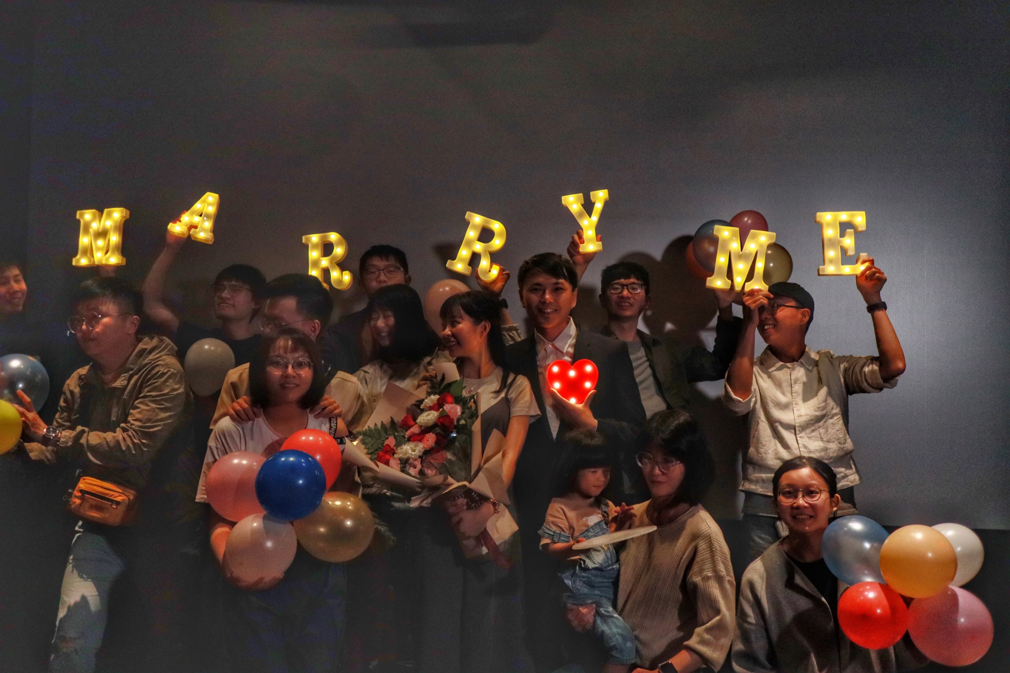 跟小均一起去參與哥哥的求婚