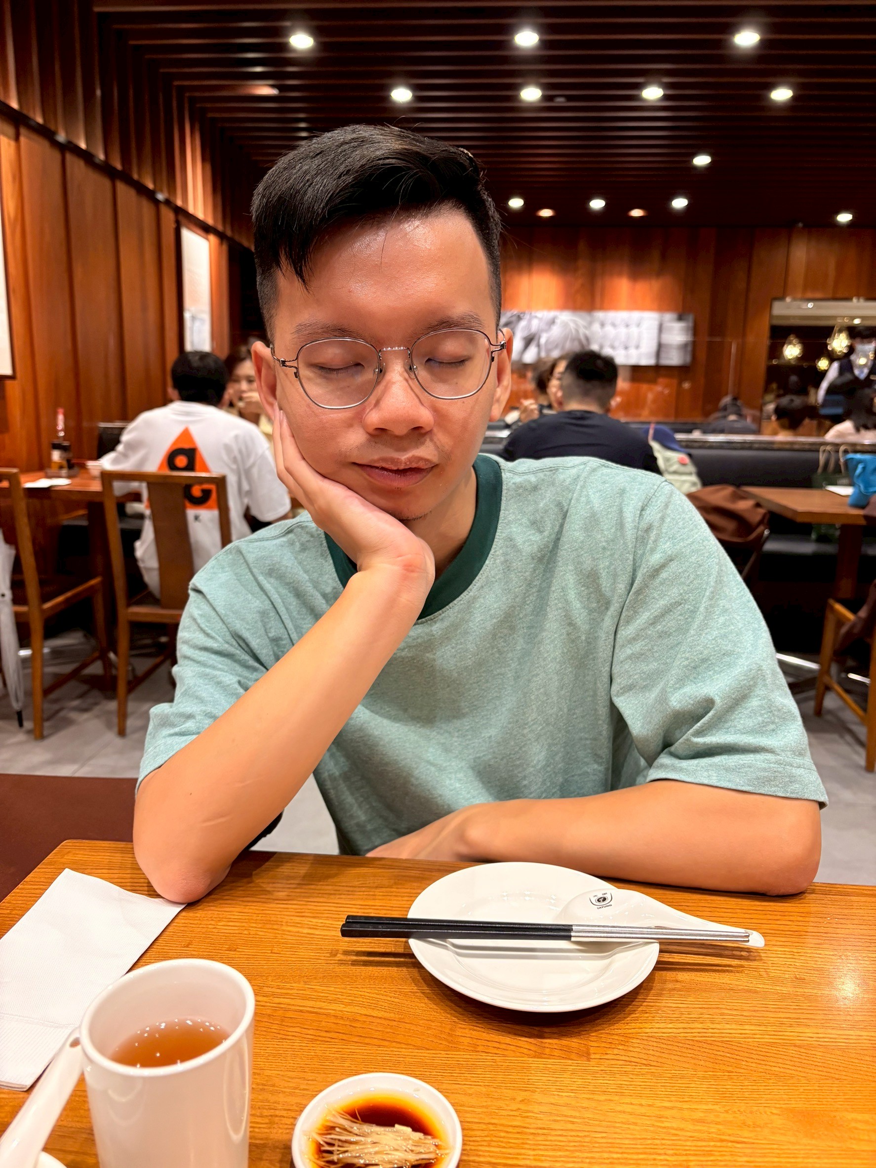 跟小均去吃鼎泰豐.Lady M換蛋糕.Godiva吃冰淇淋