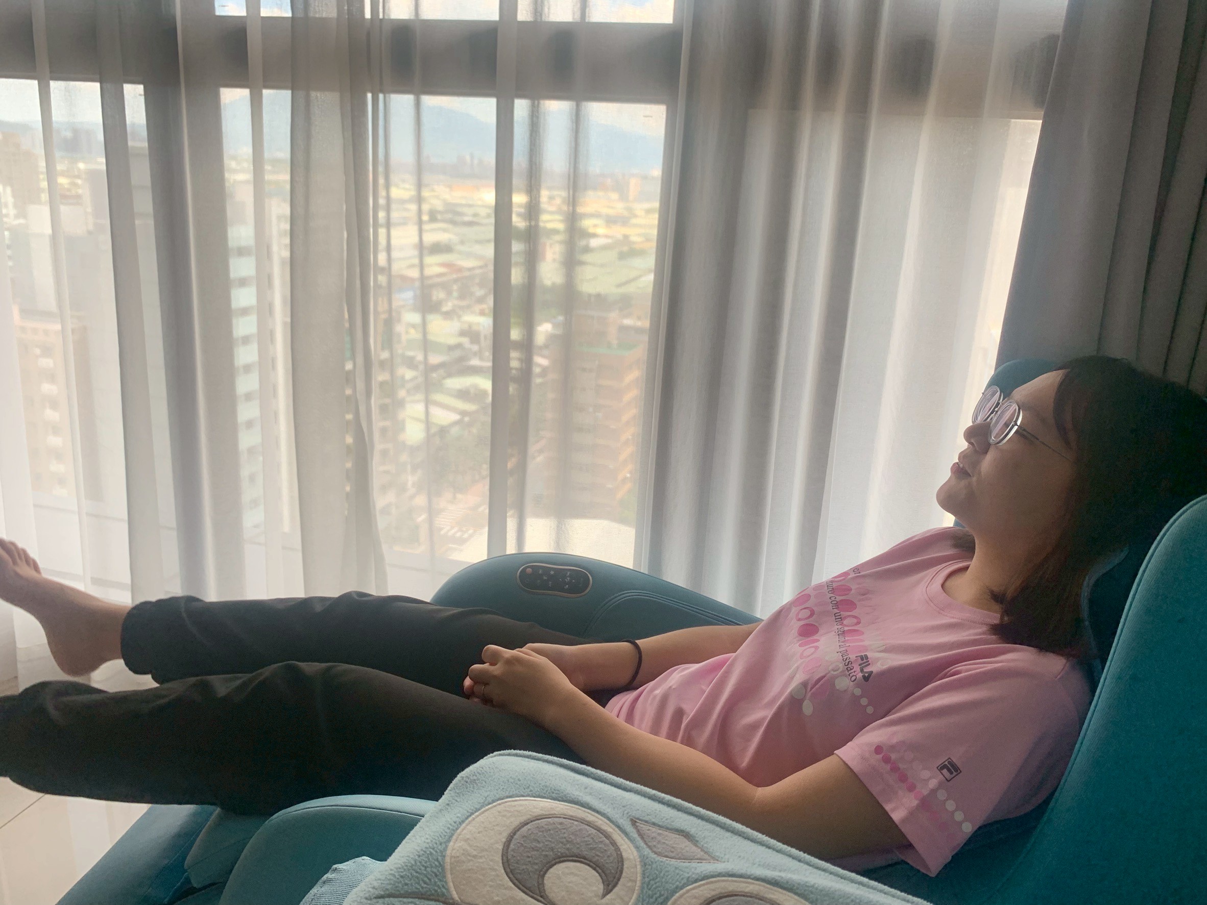 首次開到苗栗，逛勝興車站、龍騰斷橋、三義木雕博物館，潛入胖達家，拼拼圖玩動森