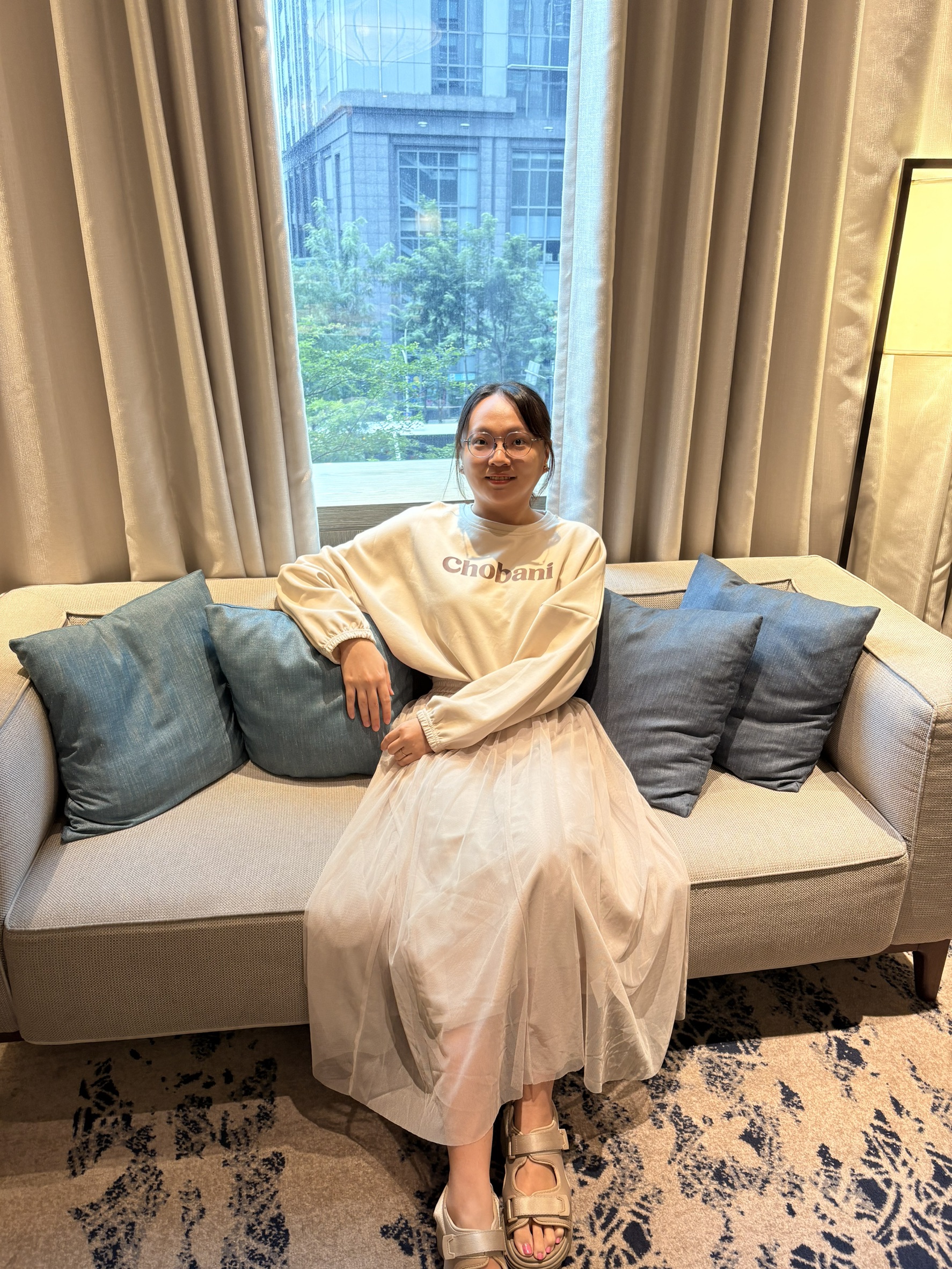 跟小均去參加外婆生日聚餐.逛好市多買爆肉肉