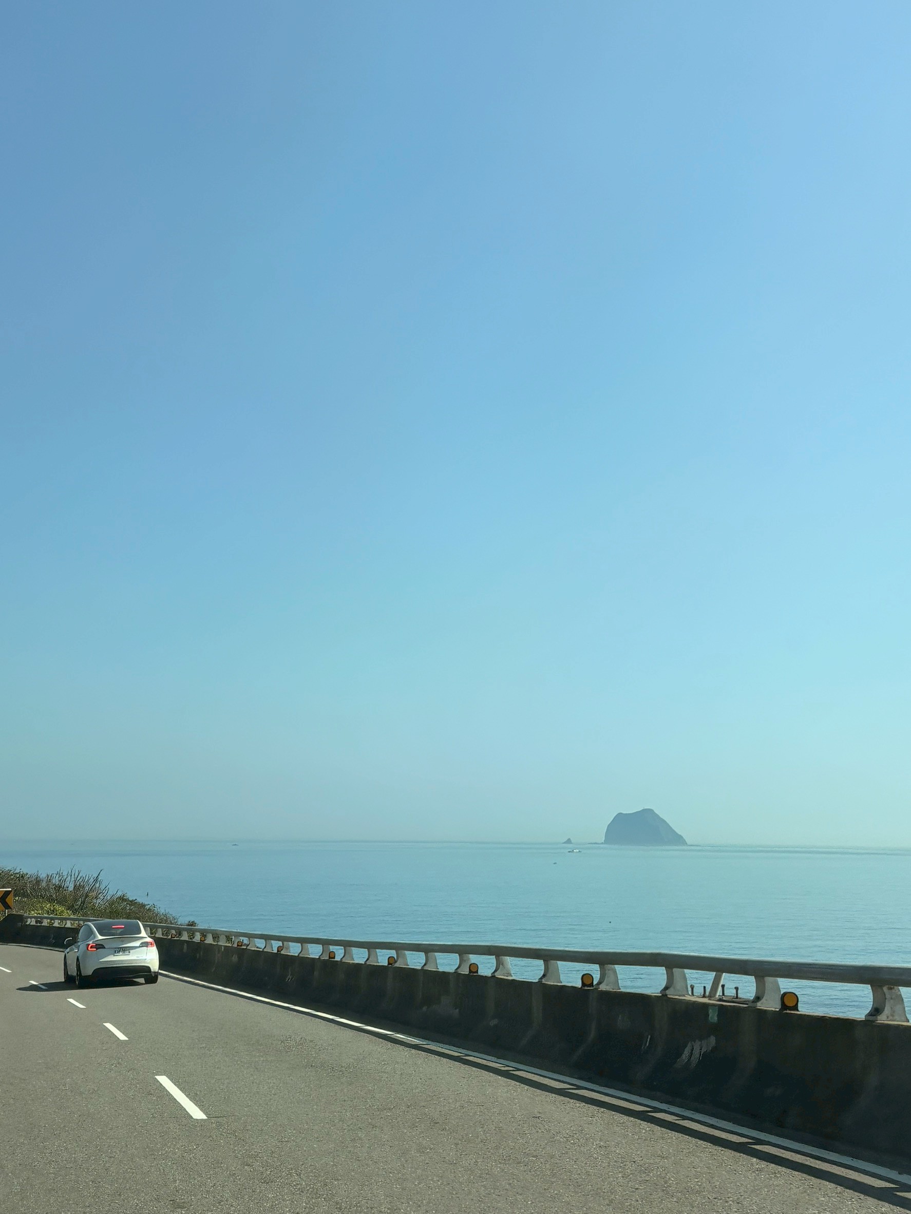 跟小均去金山買仙草龍排隊仙草布丁.金山老街吃吃走走泡腳