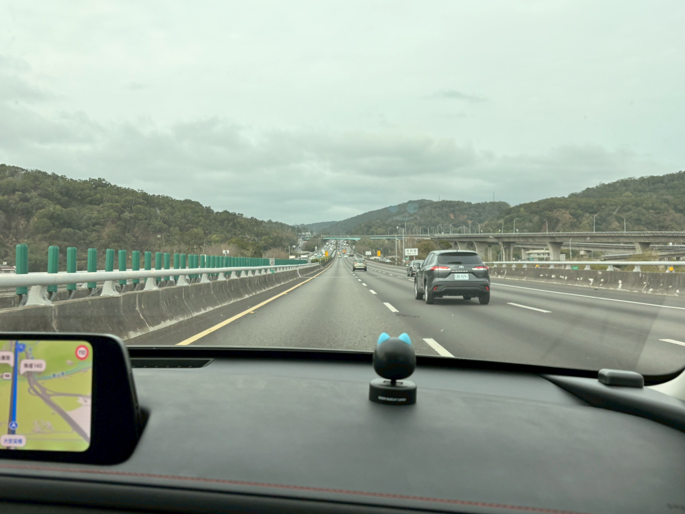 慶祝結婚一週年，開車去臺南二日遊，住煙波租機車爆吃美食