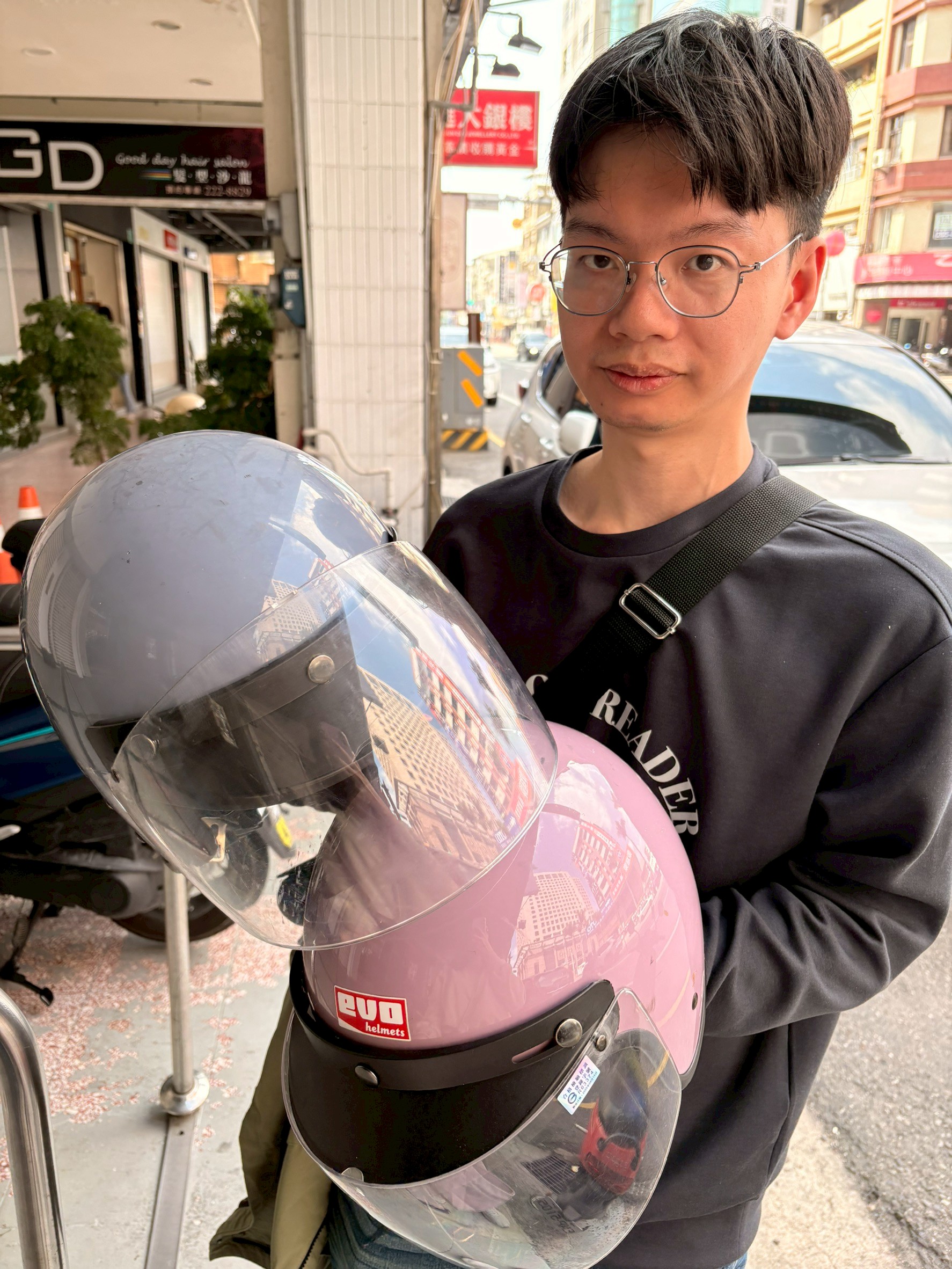 慶祝結婚一週年，開車去臺南二日遊，住煙波租機車爆吃美食